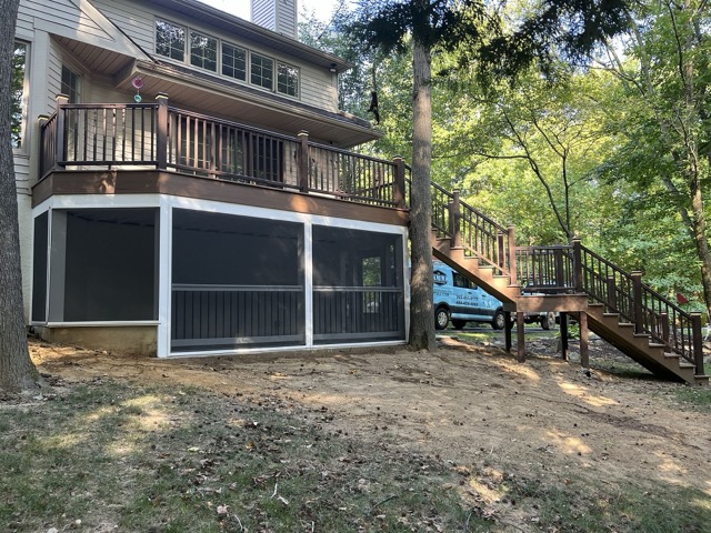 screened in porch deck